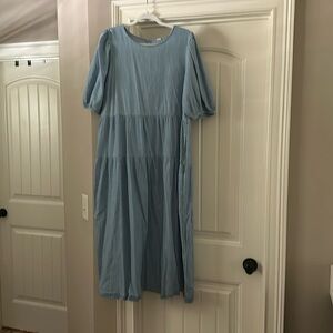 Old Navy Chambray Short Sleeve Tiered Dress. Size XL. NWT